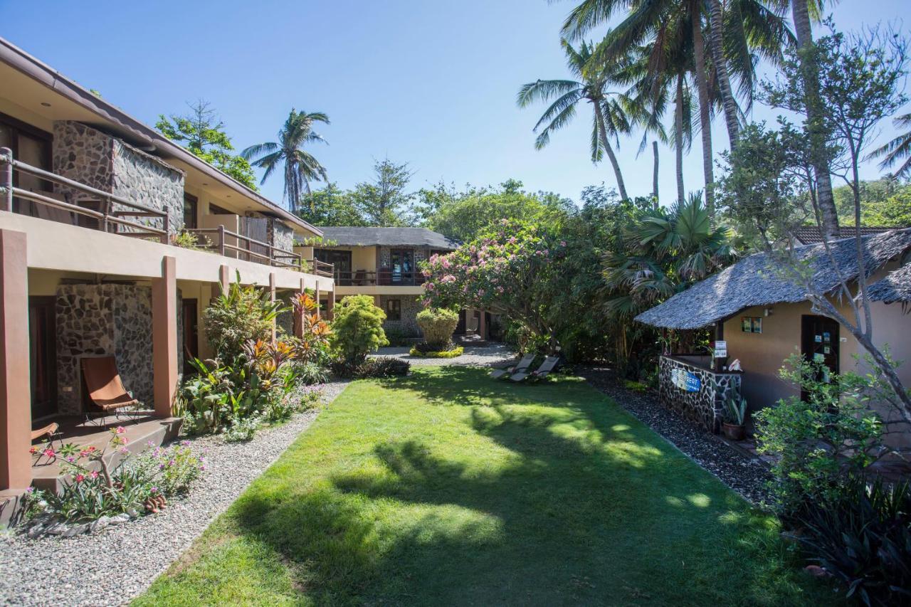 Reef Retreat Resort Balabag  Exterior foto